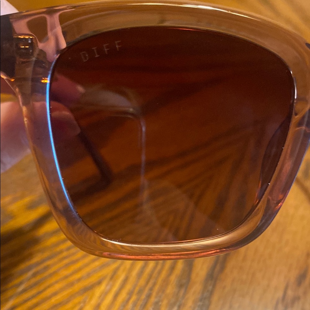 Diff Meredith Caf Ole Brown Gradient Polarized Su… - image 3